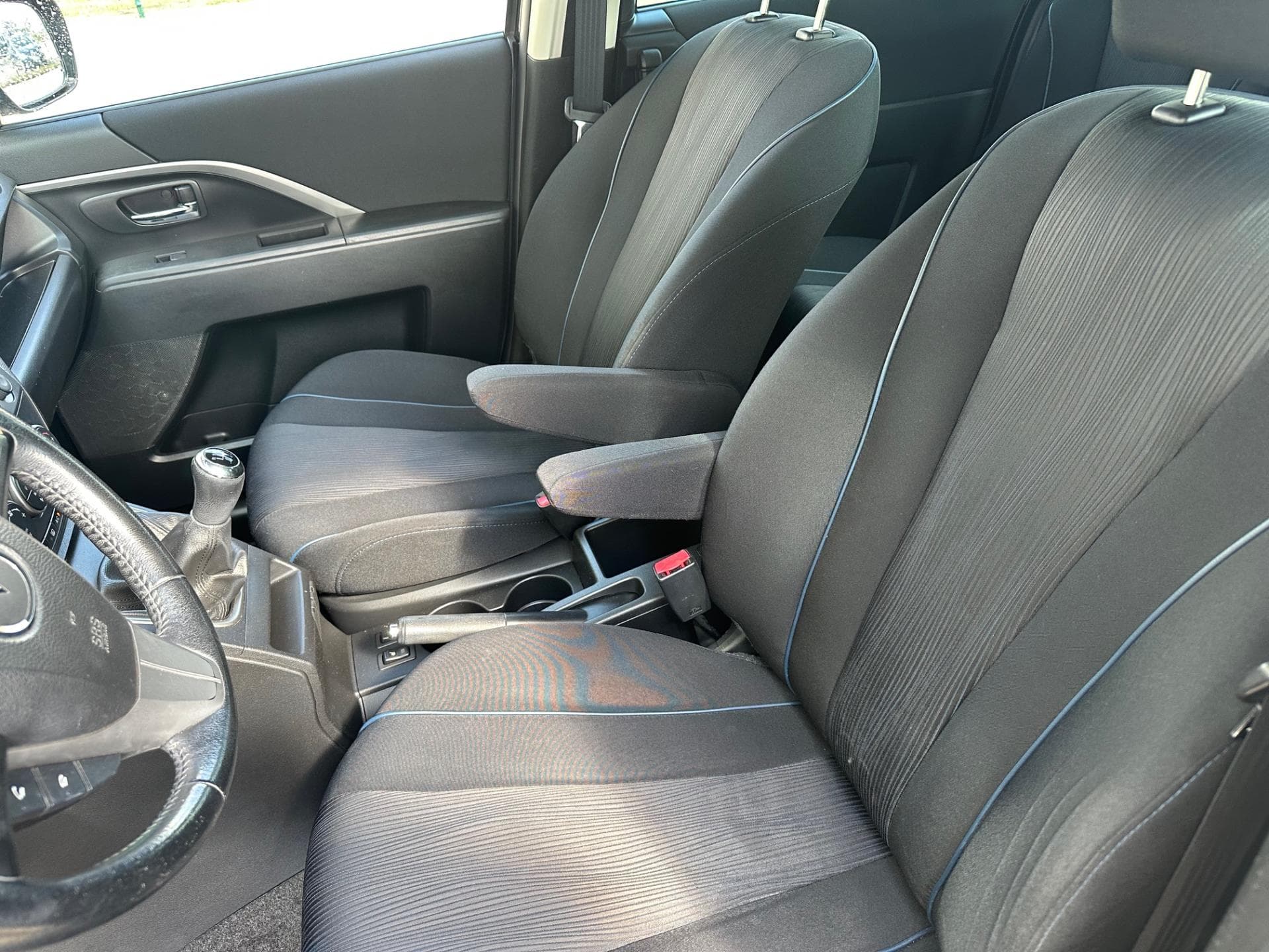Mazda 5 - 12