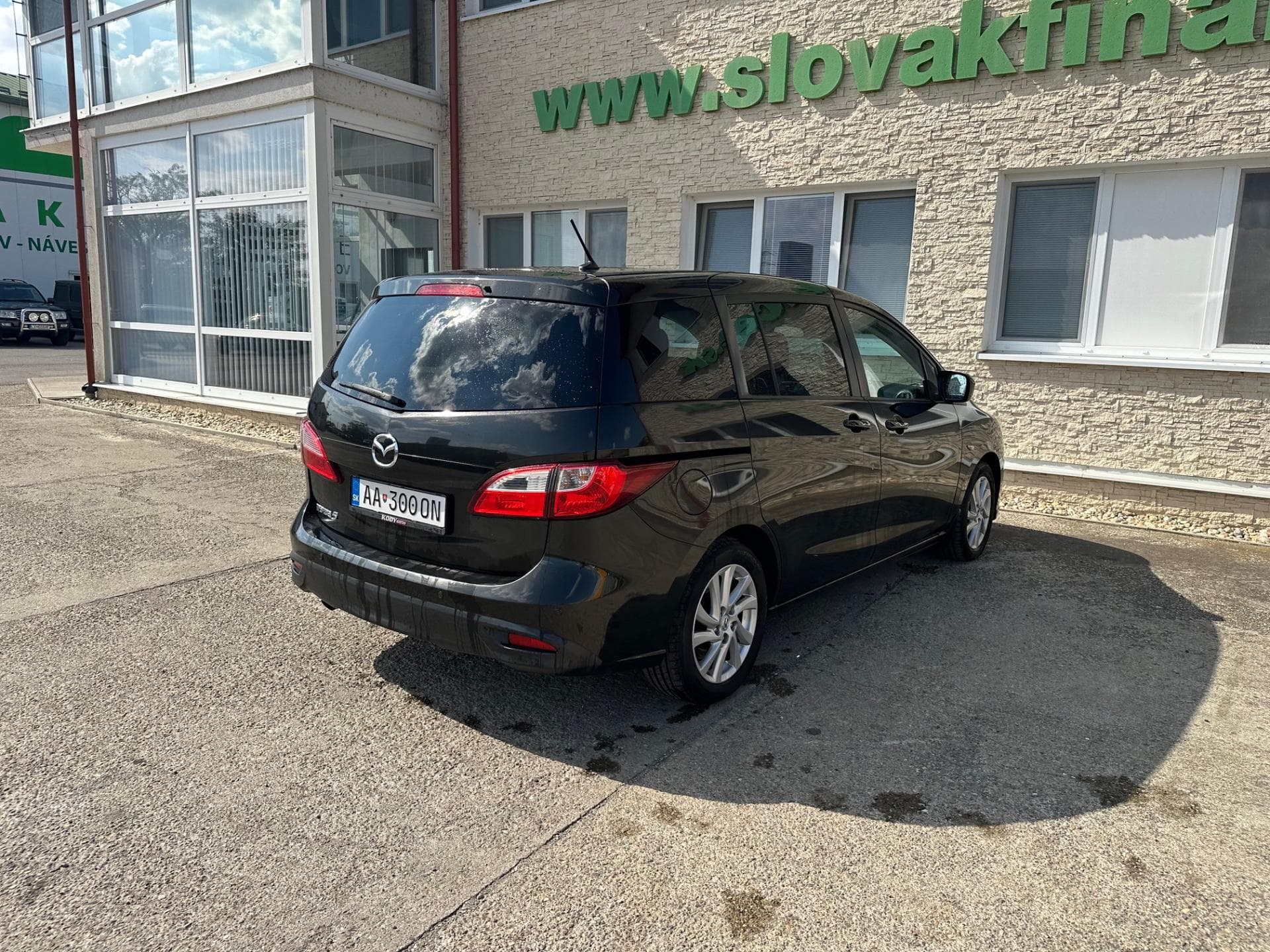 Mazda 5 - 3