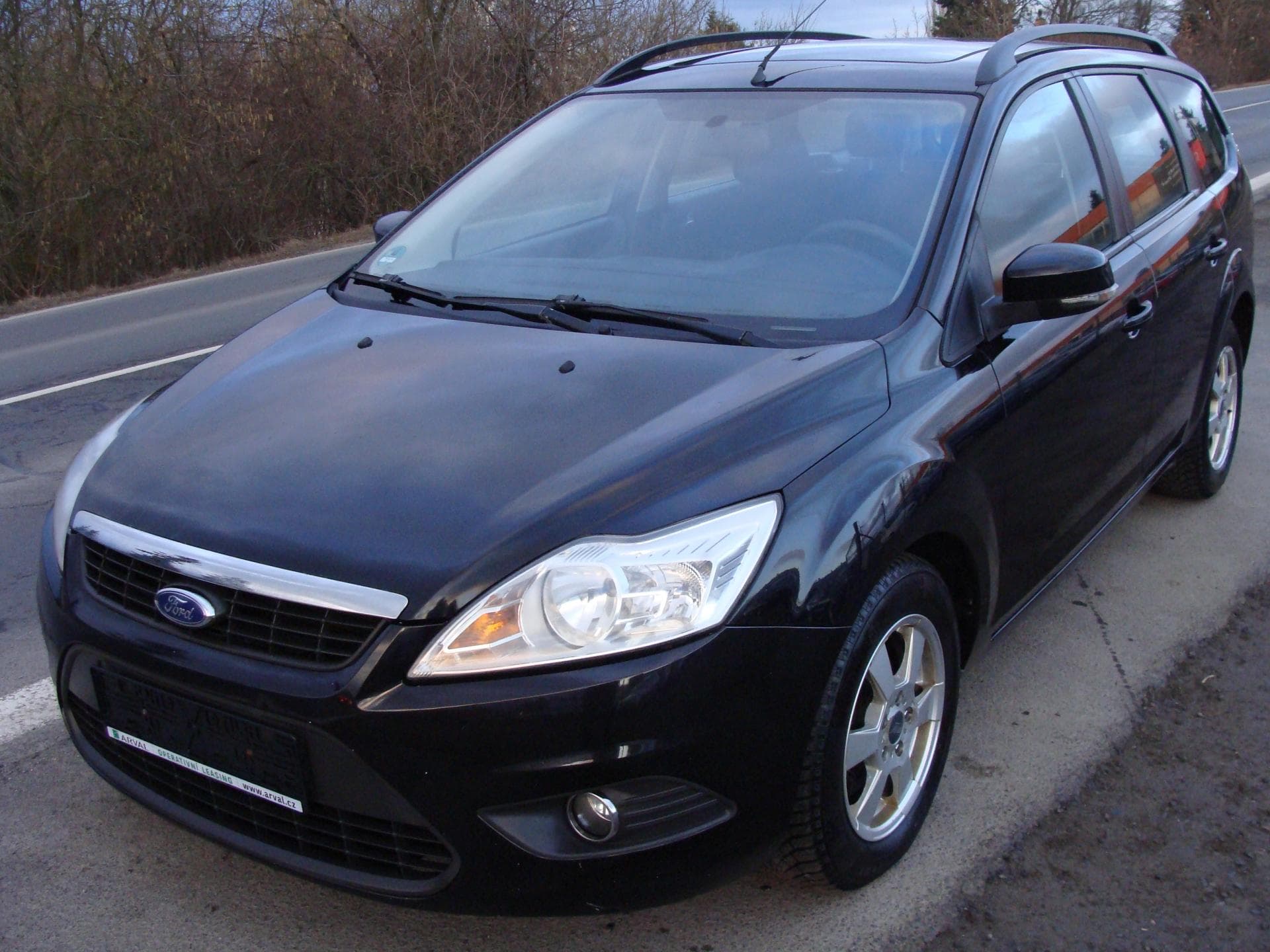 2009 Ford FOCUS - 2