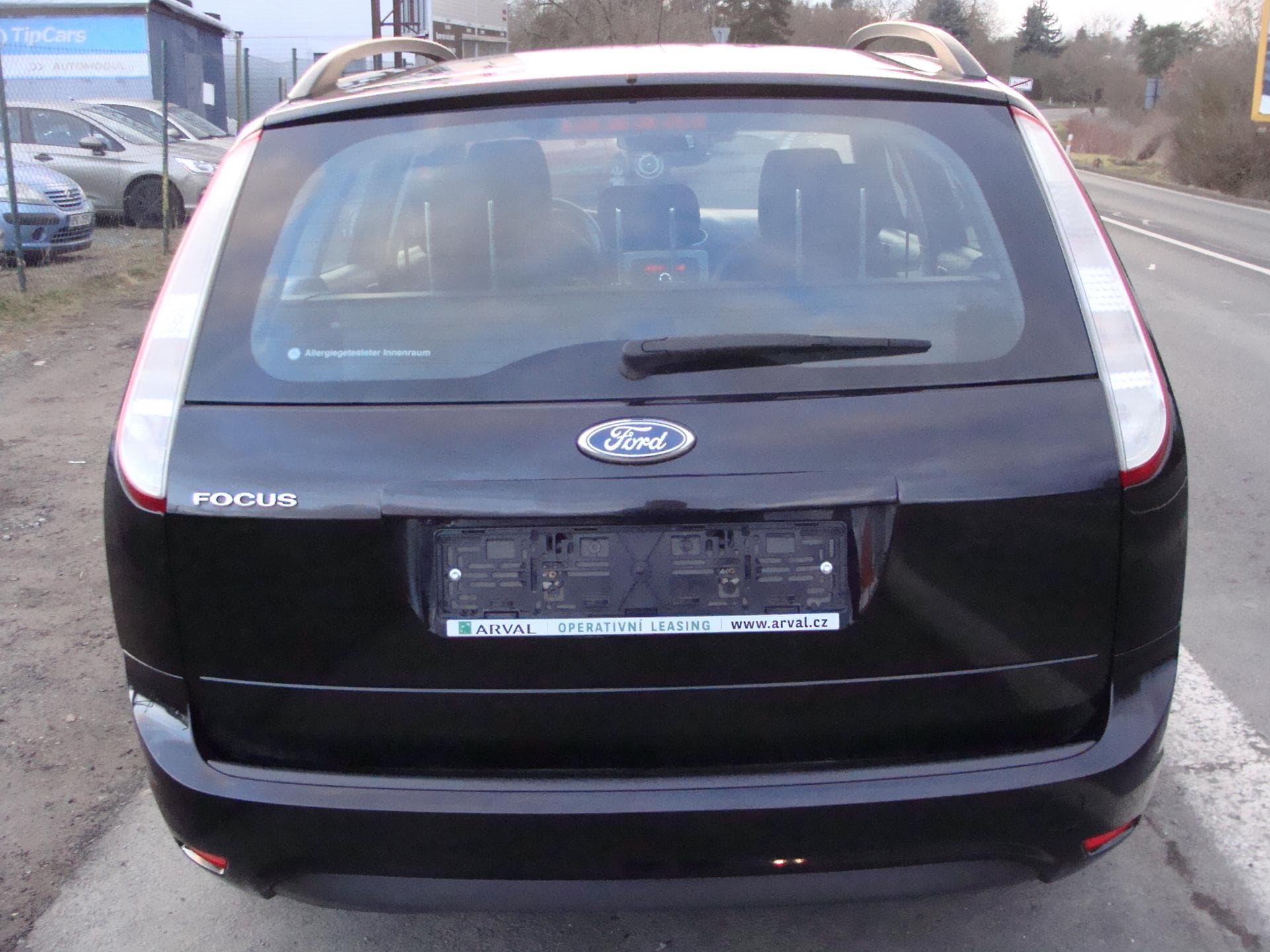 2009 Ford FOCUS - 5