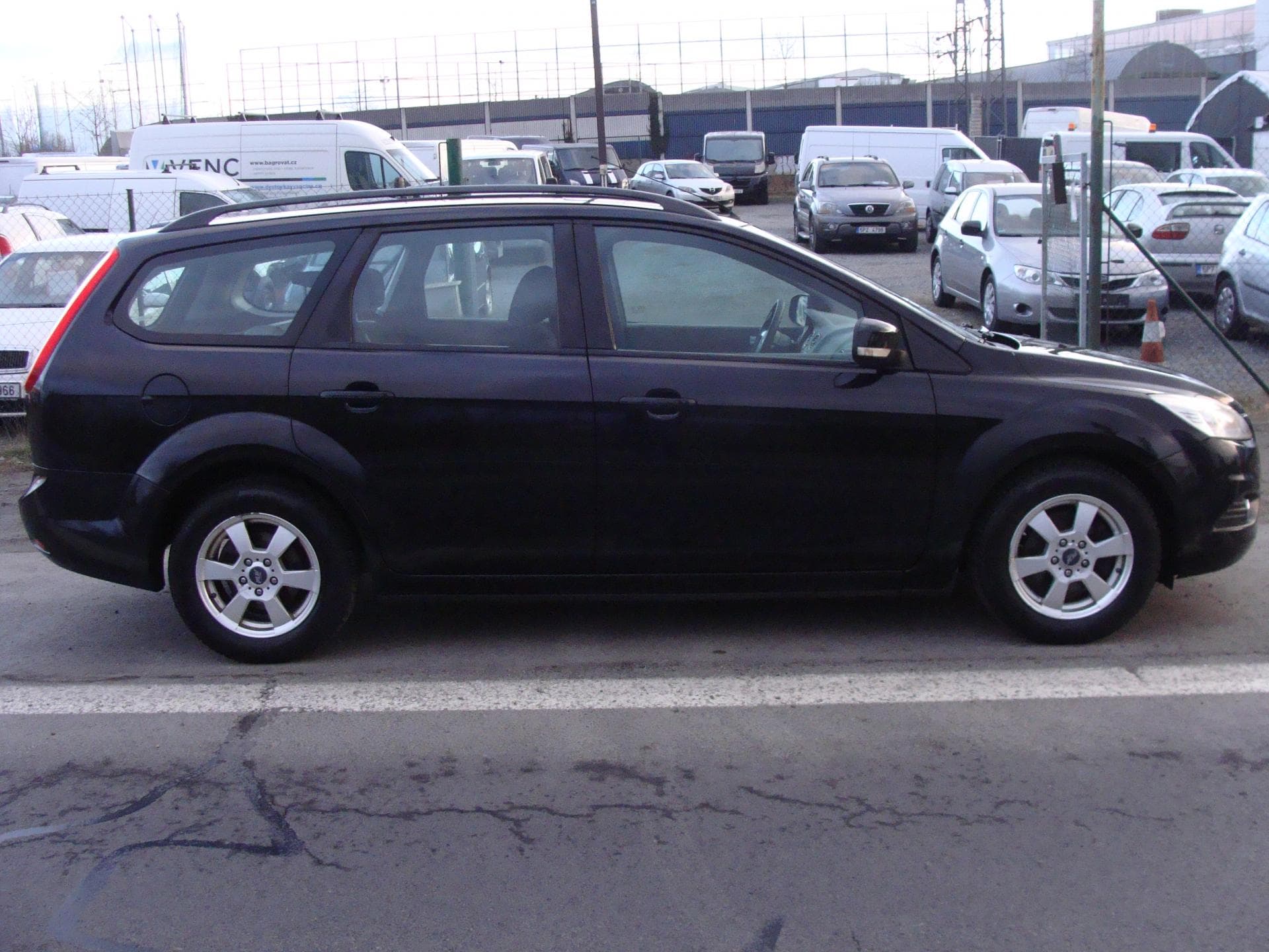 2009 Ford FOCUS - 7