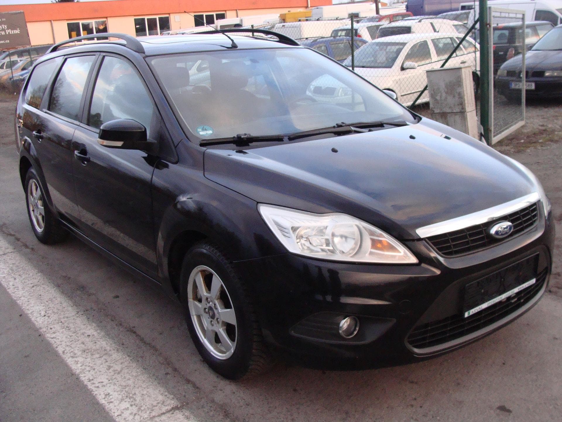 2009 Ford FOCUS - 8