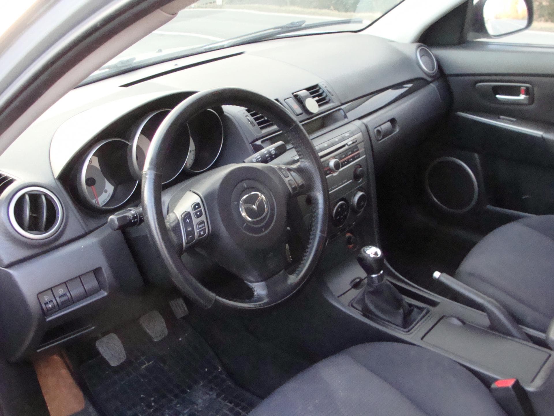 2006 Mazda 3 - 10