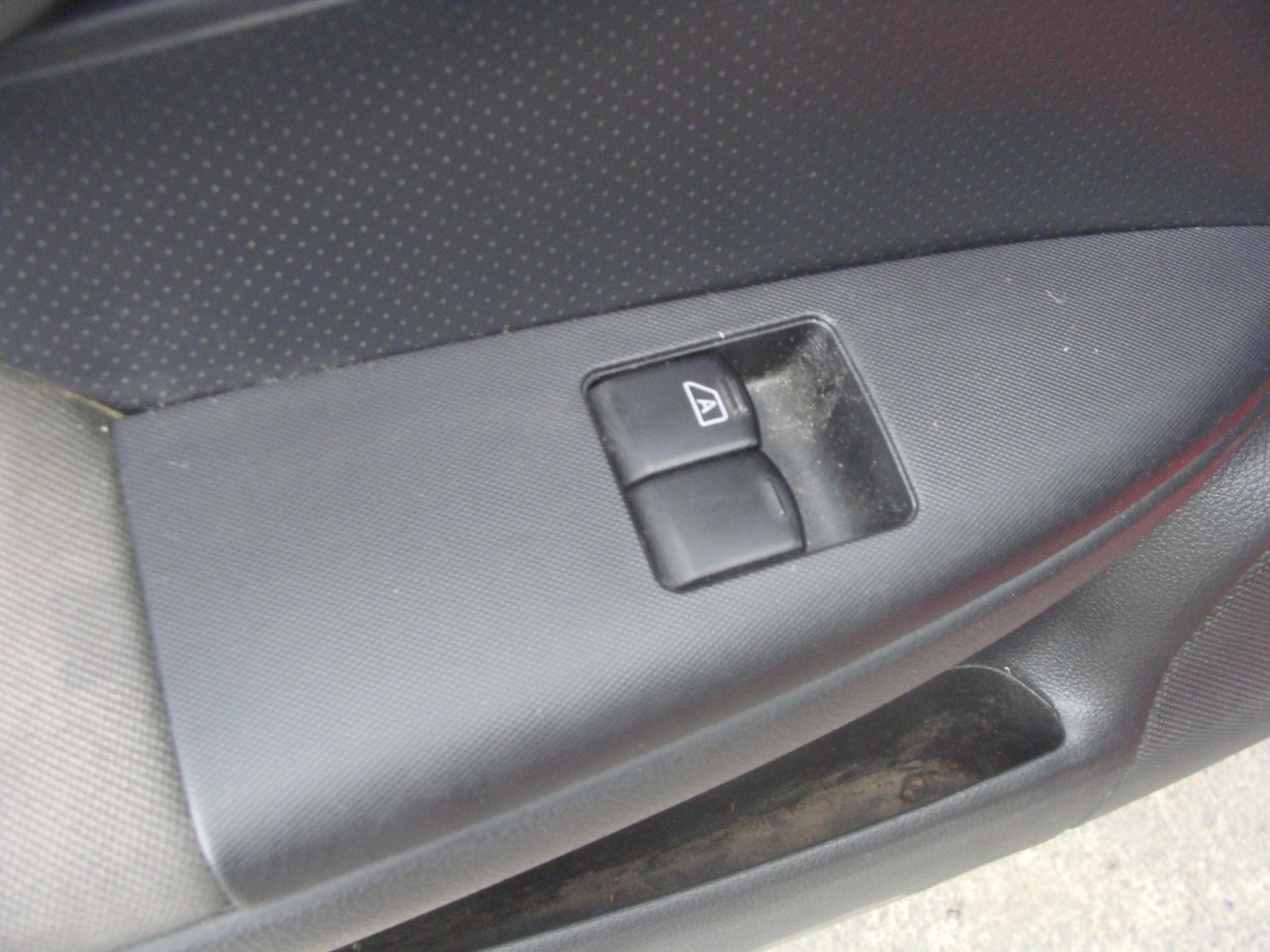 2009 Nissan NOTE - 11