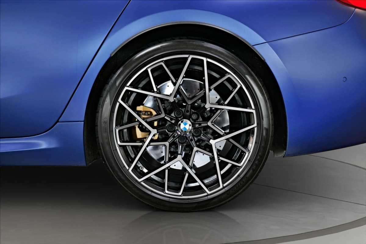 2020 BMW M8 - 8