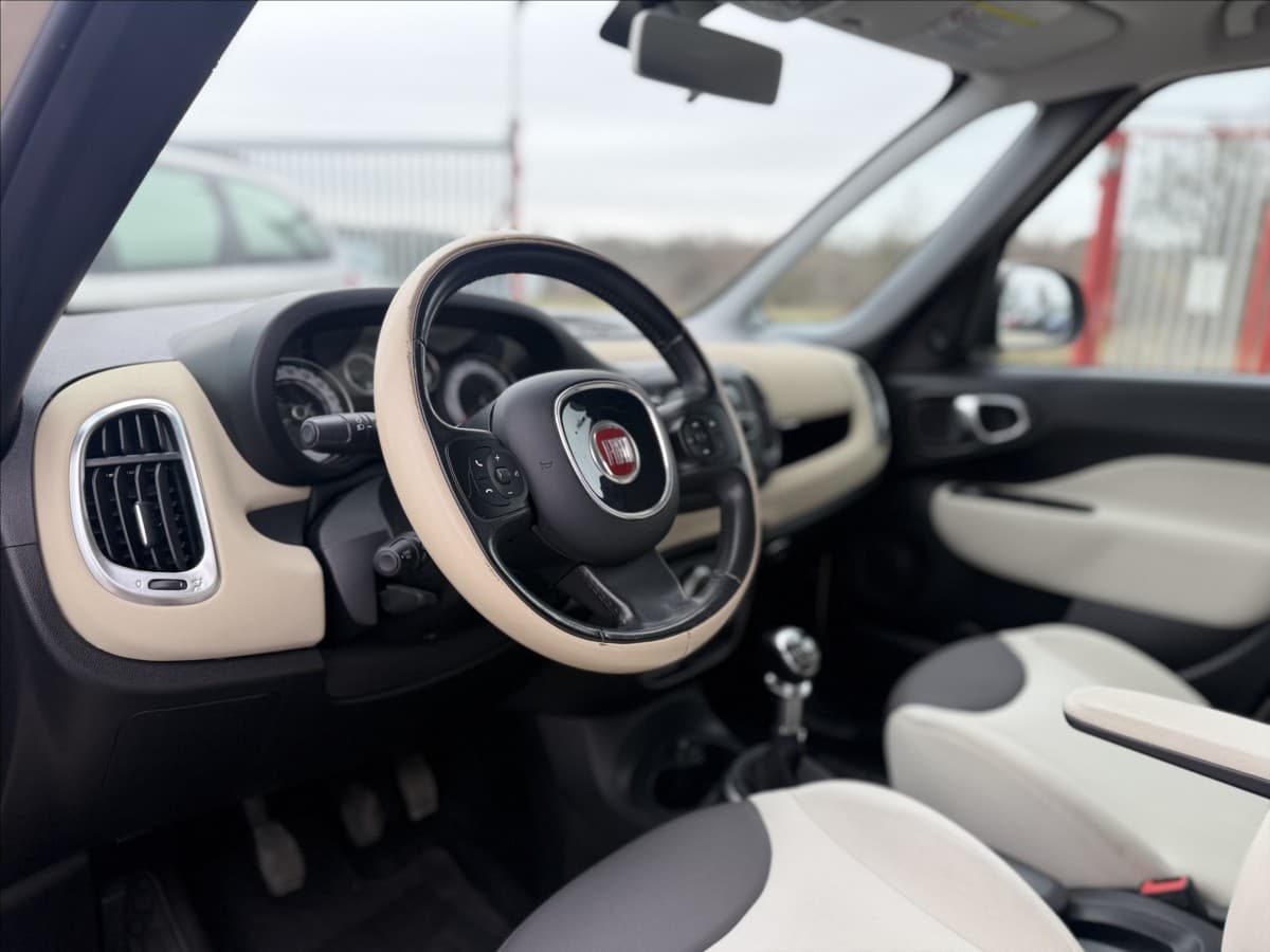 2013 Fiat 500L - 10
