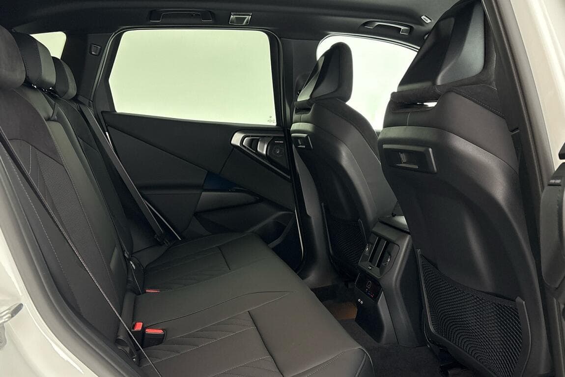 2026 BMW X3 - 12