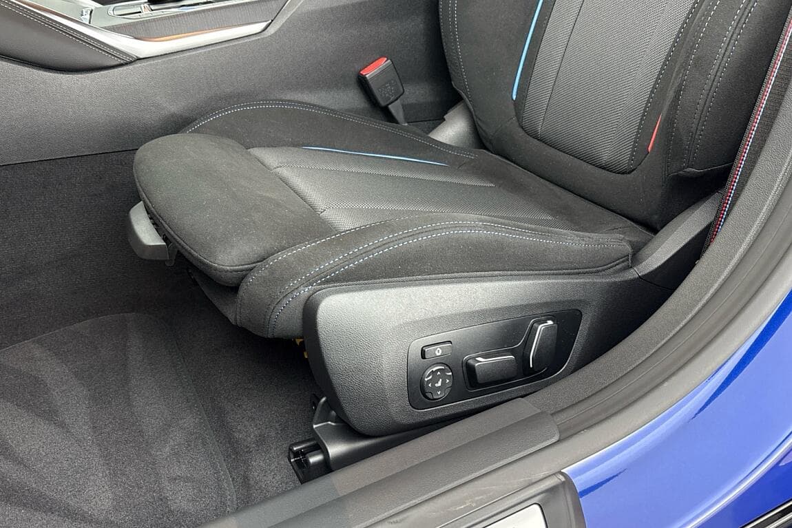 2026 BMW i4 - 7