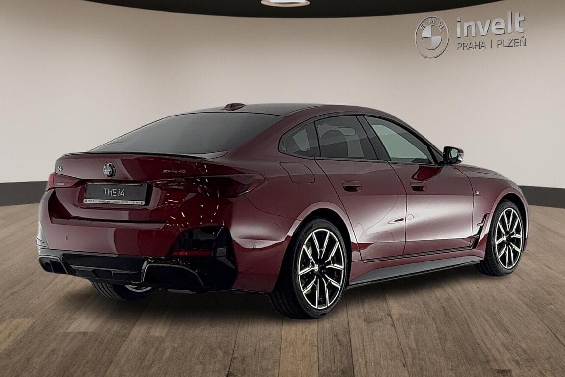 2026 BMW i4 - 3