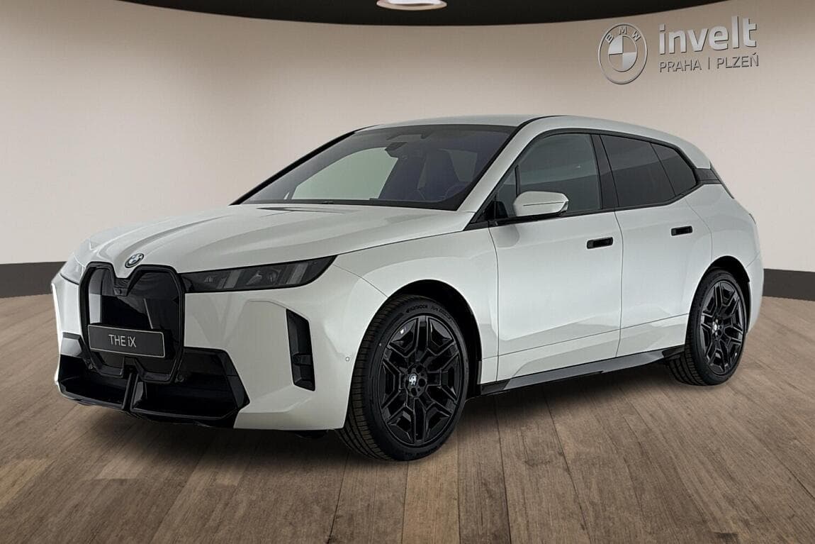 2026 BMW iX