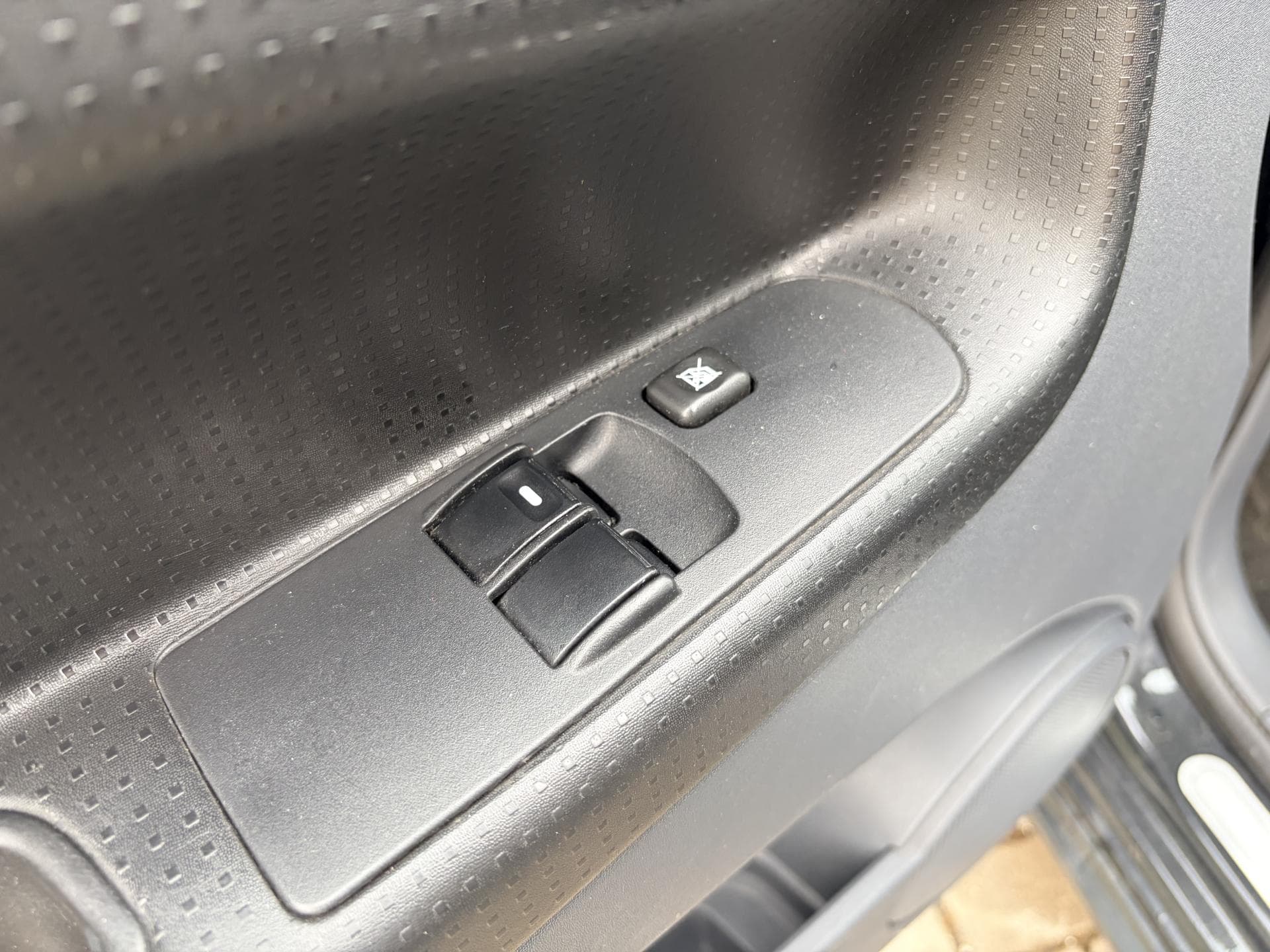 2008 Mitsubishi Colt - 225