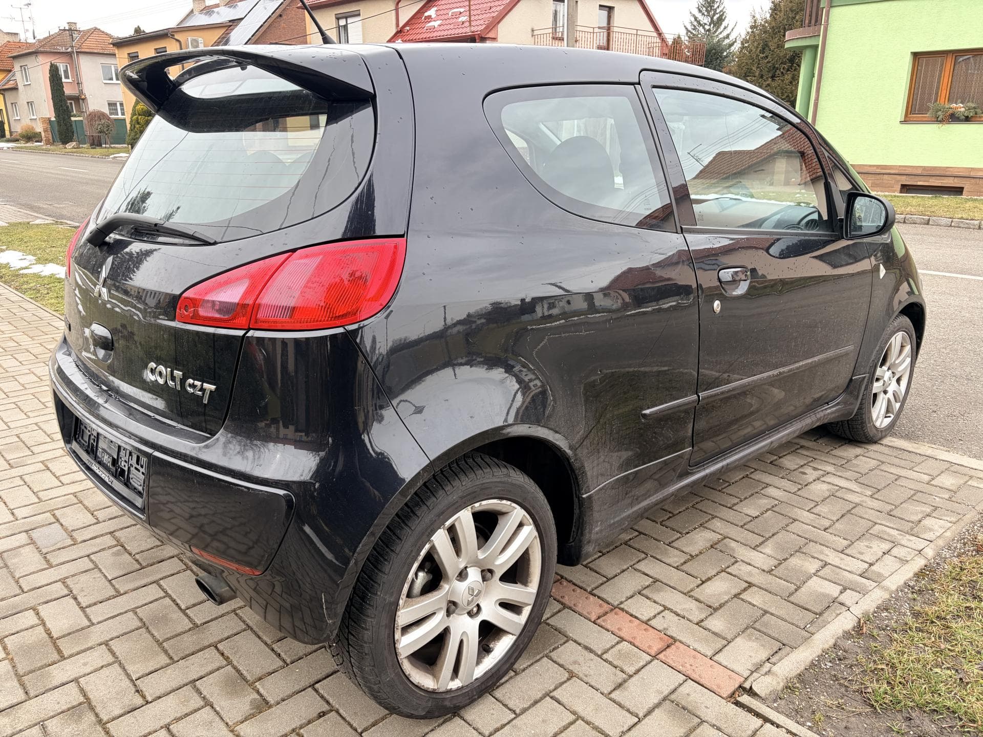 2008 Mitsubishi Colt - 141