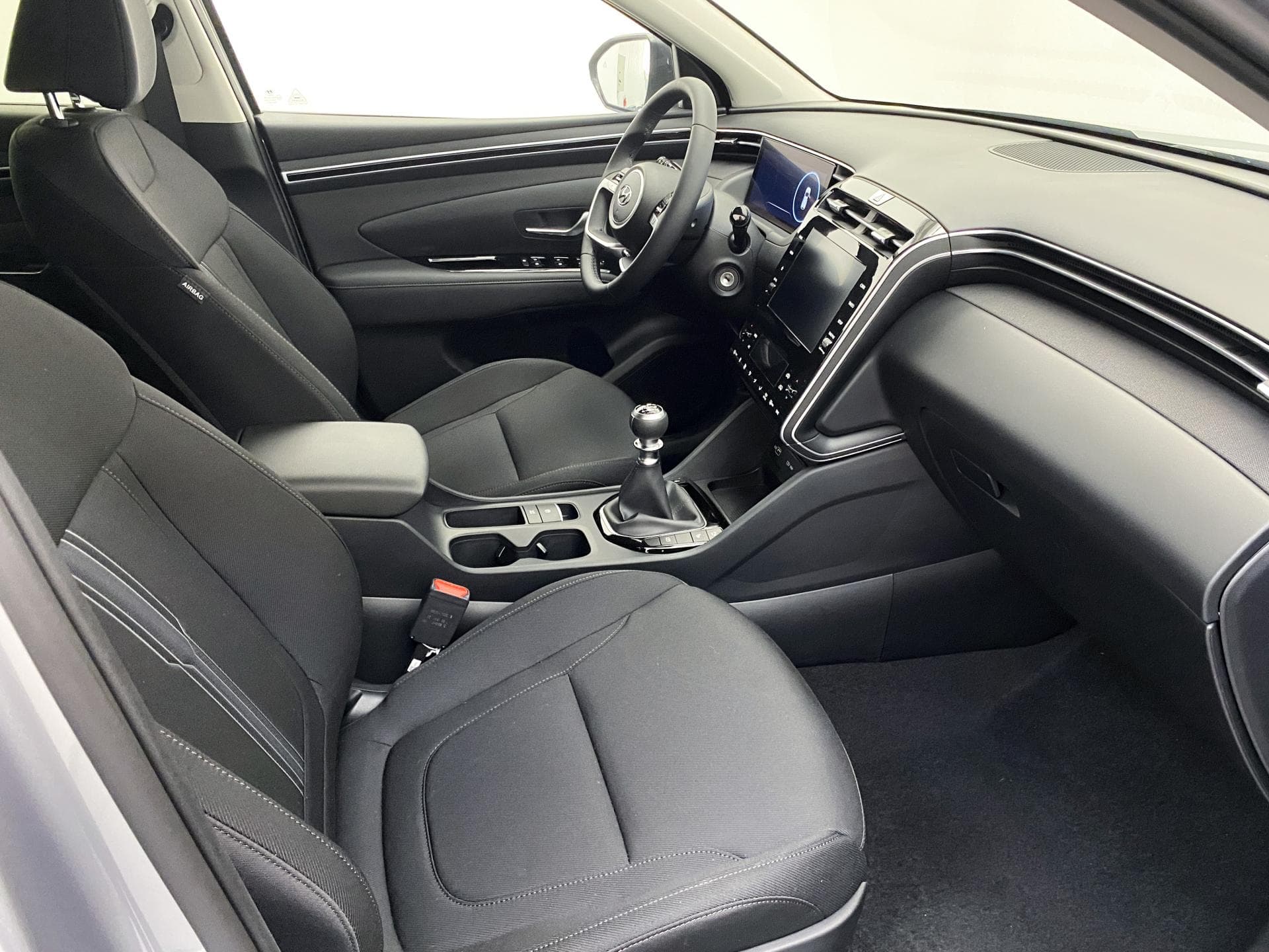 2025 Hyundai TUCSON - 11