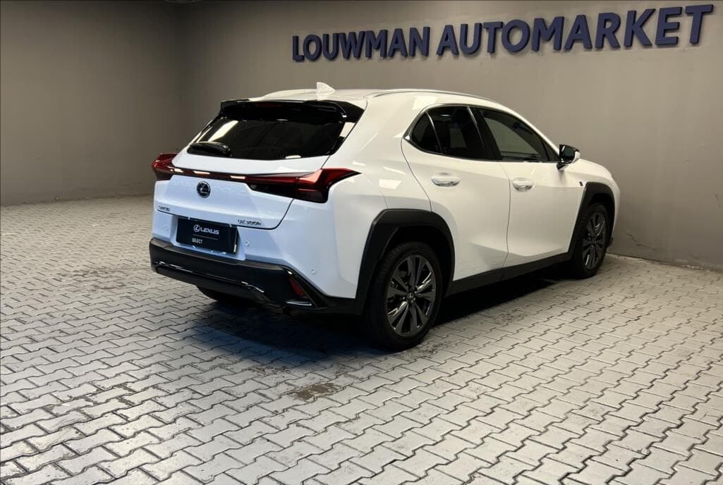 Lexus Ux - 2