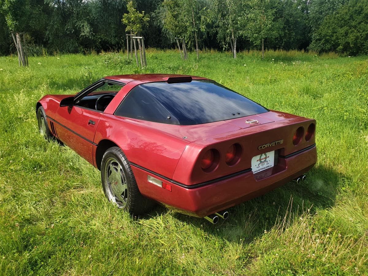 Chevrolet CORVETTE - 5