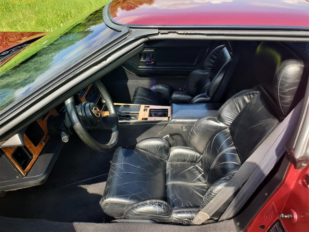 Chevrolet CORVETTE - 6