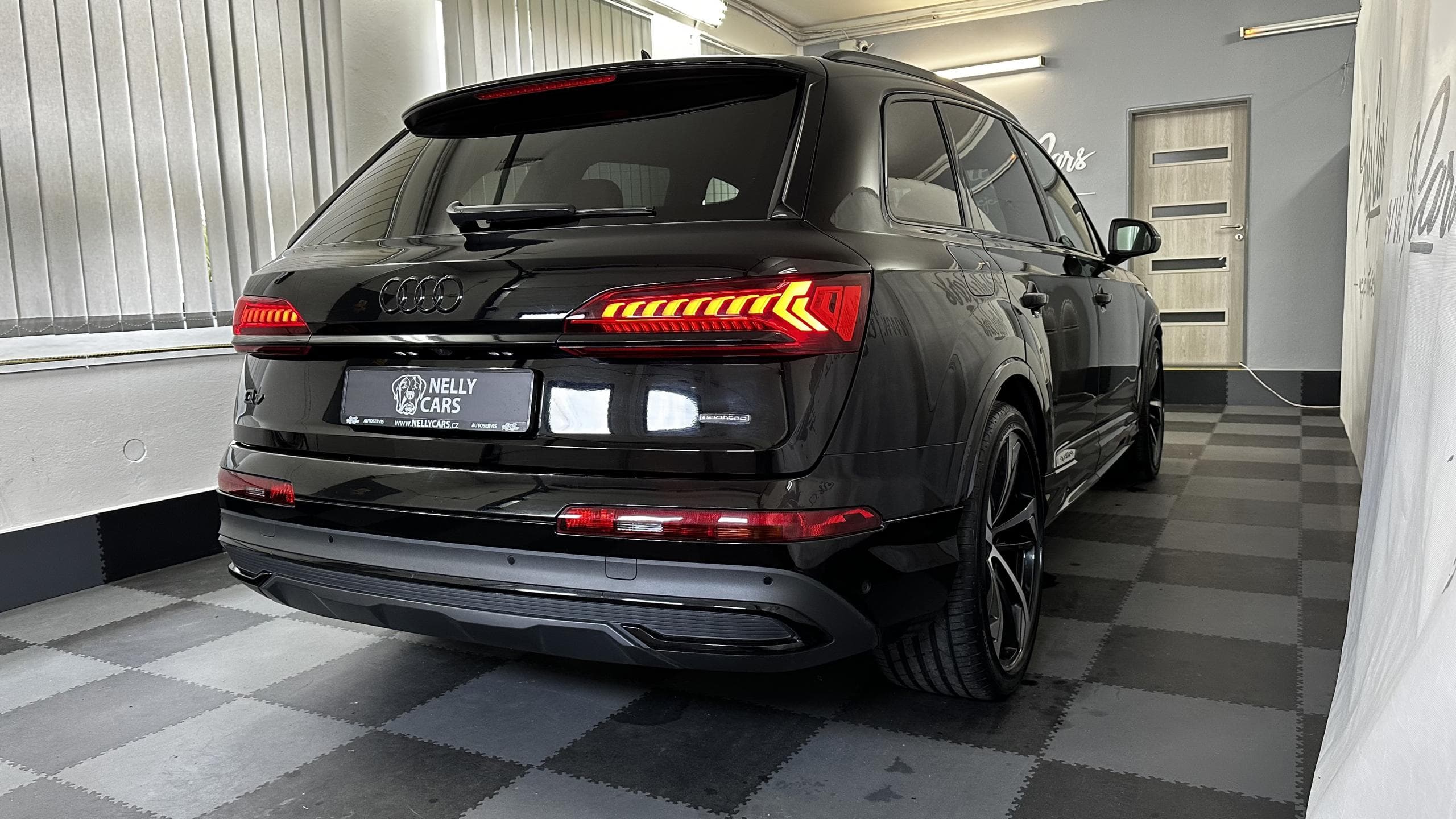 2021 Audi Q7 - 11