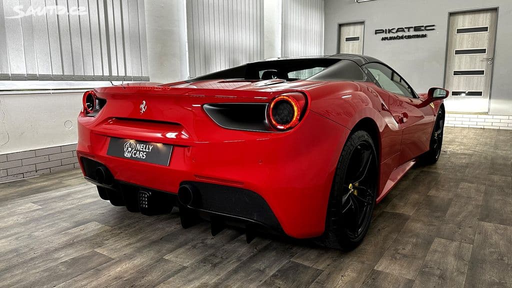 2016 Ferrari 488 - 6