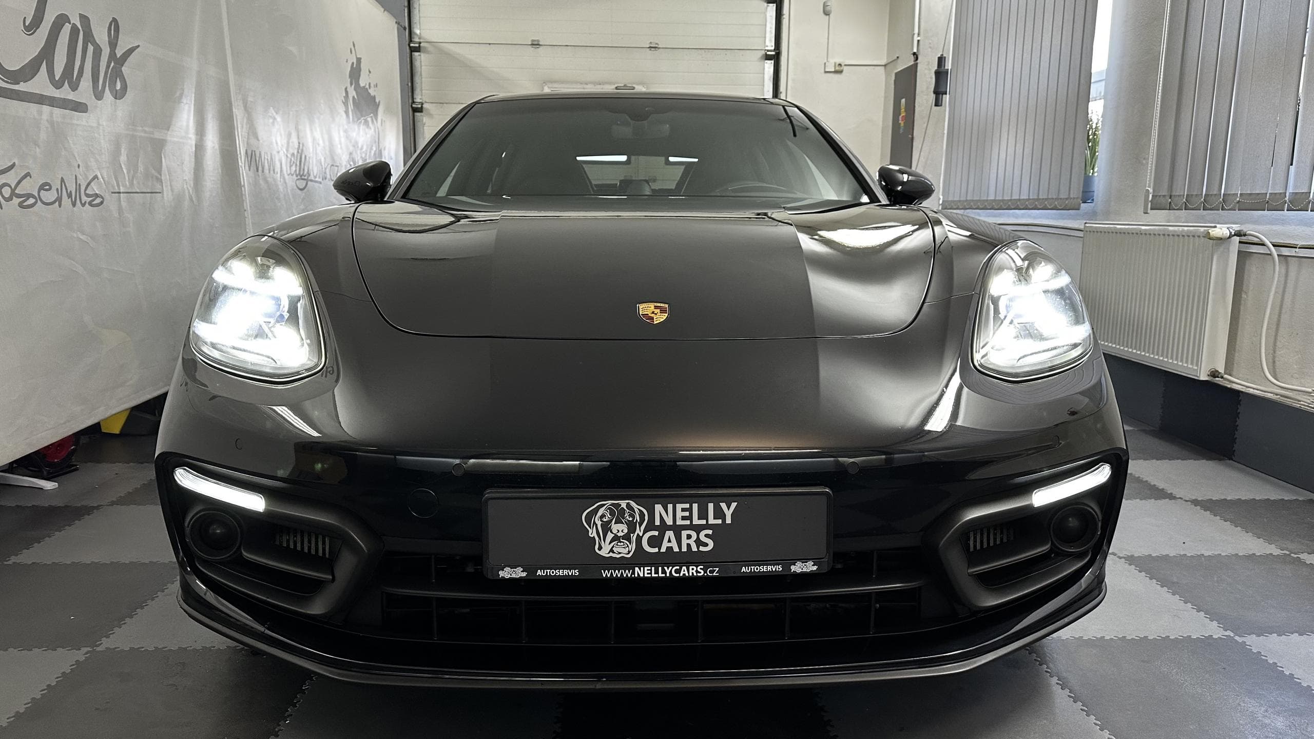 2022 Porsche PANAMERA - 2