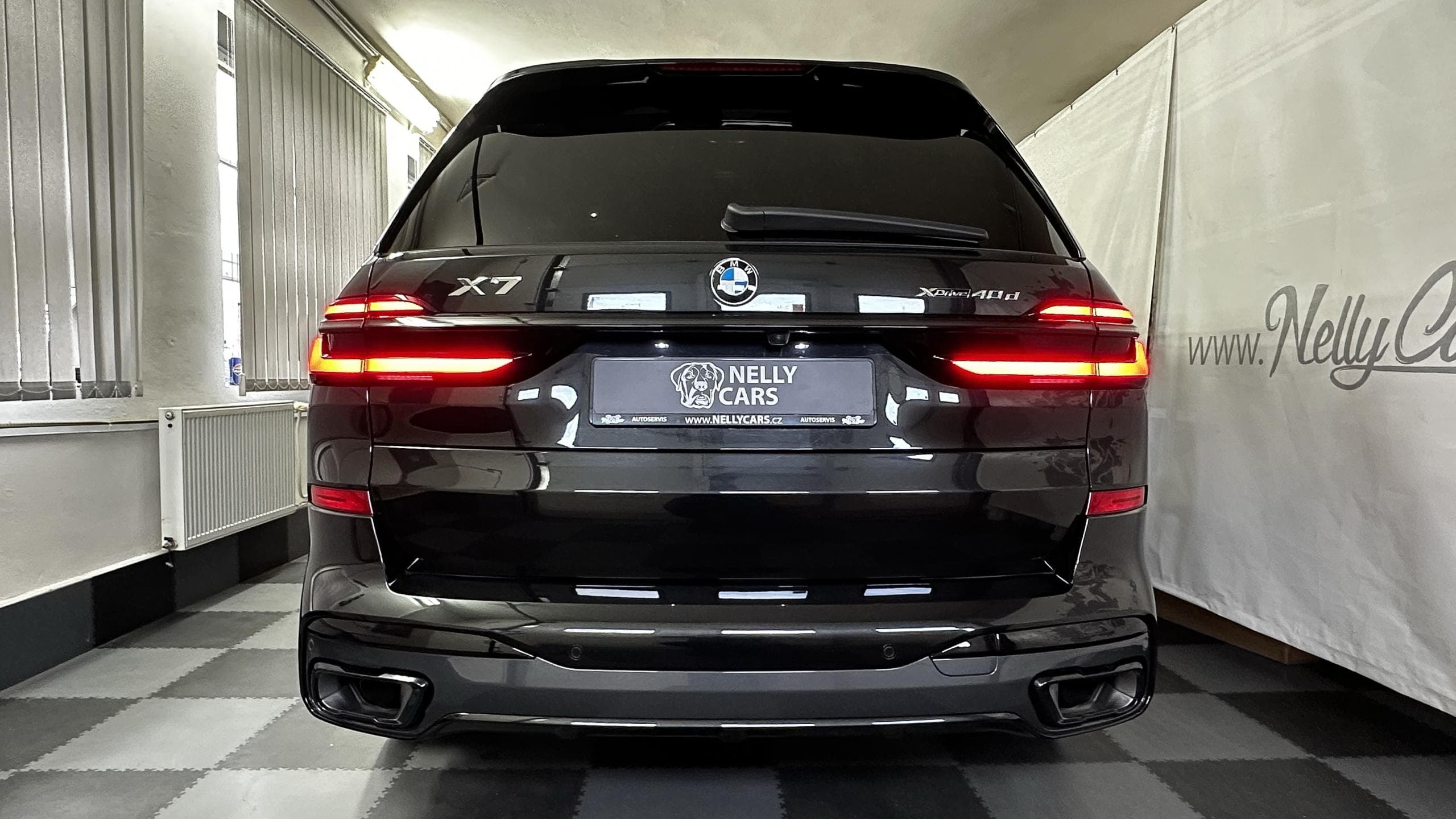 2023 BMW X7 - 5