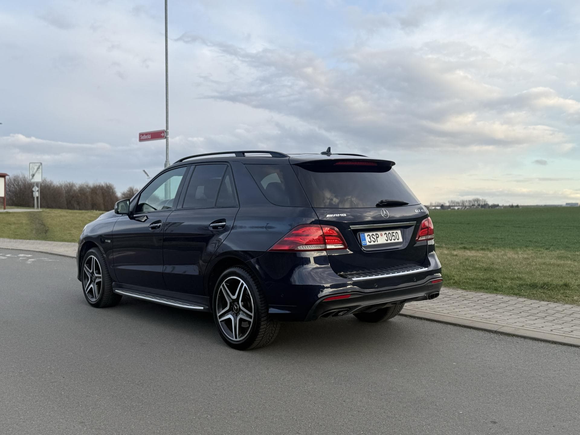 Mercedes-Benz GLE - 2