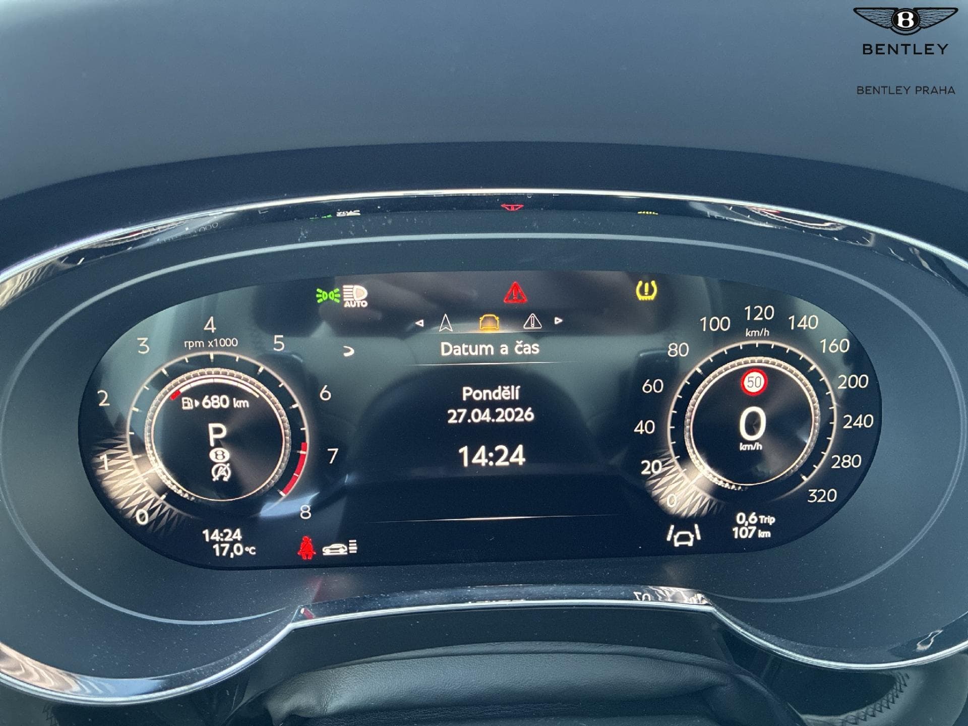 Bentley BENTAYGA - 2