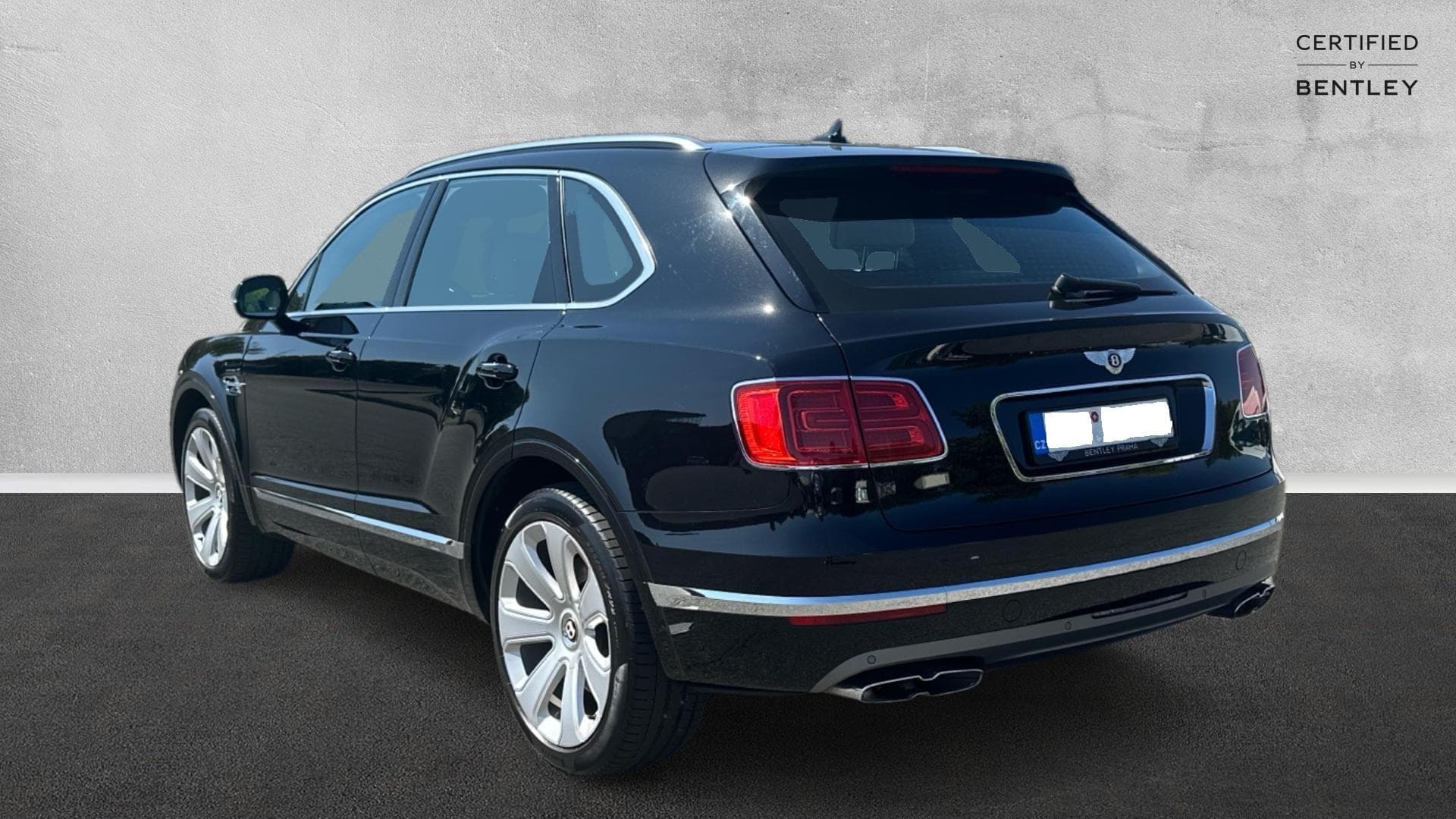 Bentley BENTAYGA - 5
