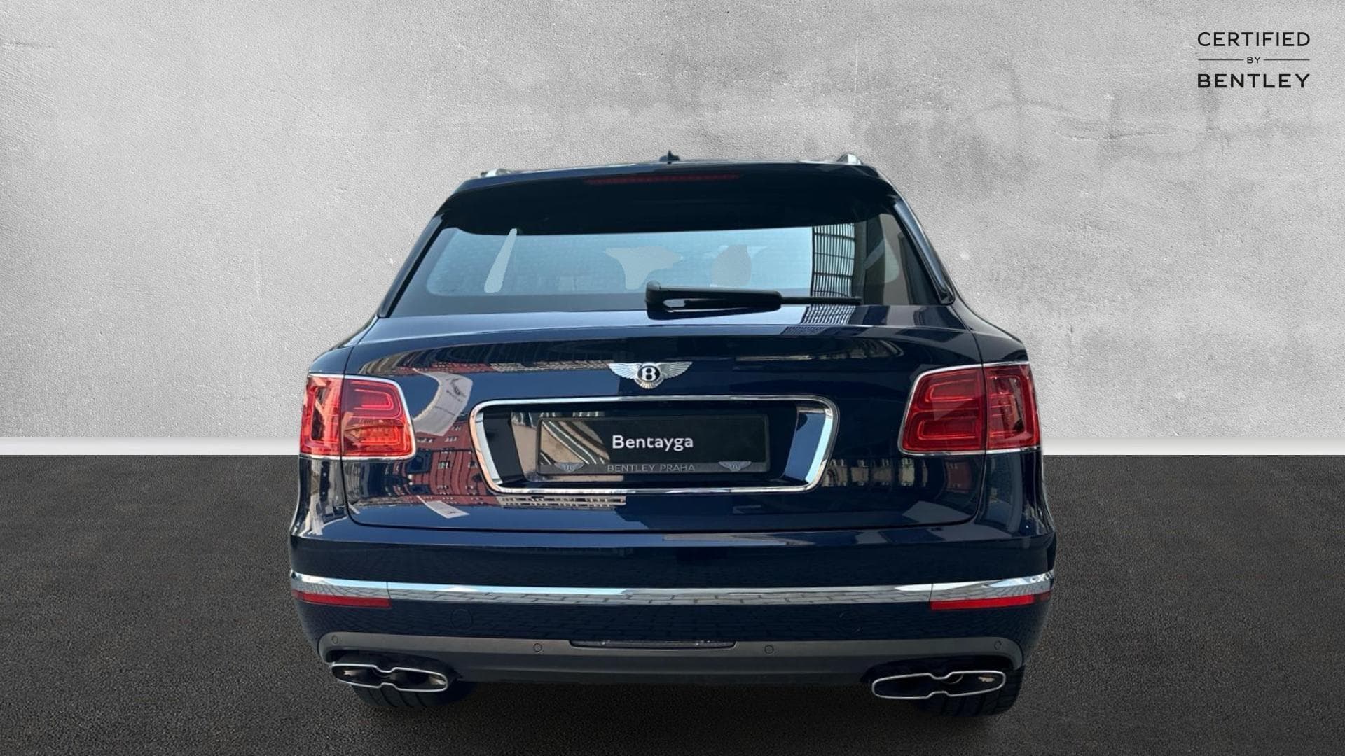 Bentley BENTAYGA - 4