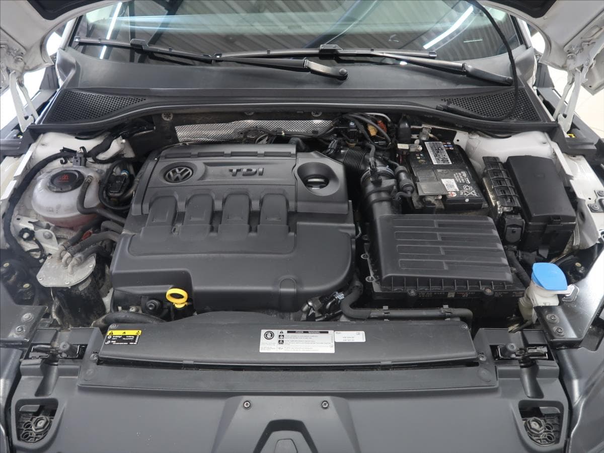 2018 Volkswagen ARTEON - 9