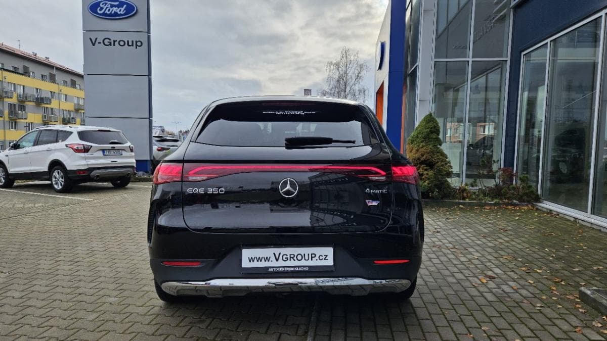 Mercedes-Benz Eqe - 4