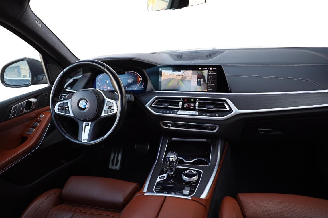2022 BMW X7 - 12