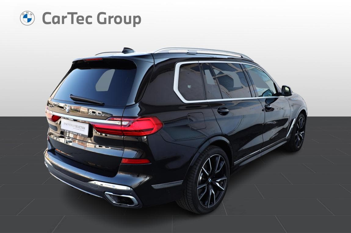 2022 BMW X7 - 5