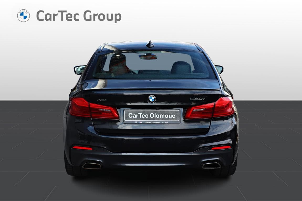 2018 BMW 5-Series - 4