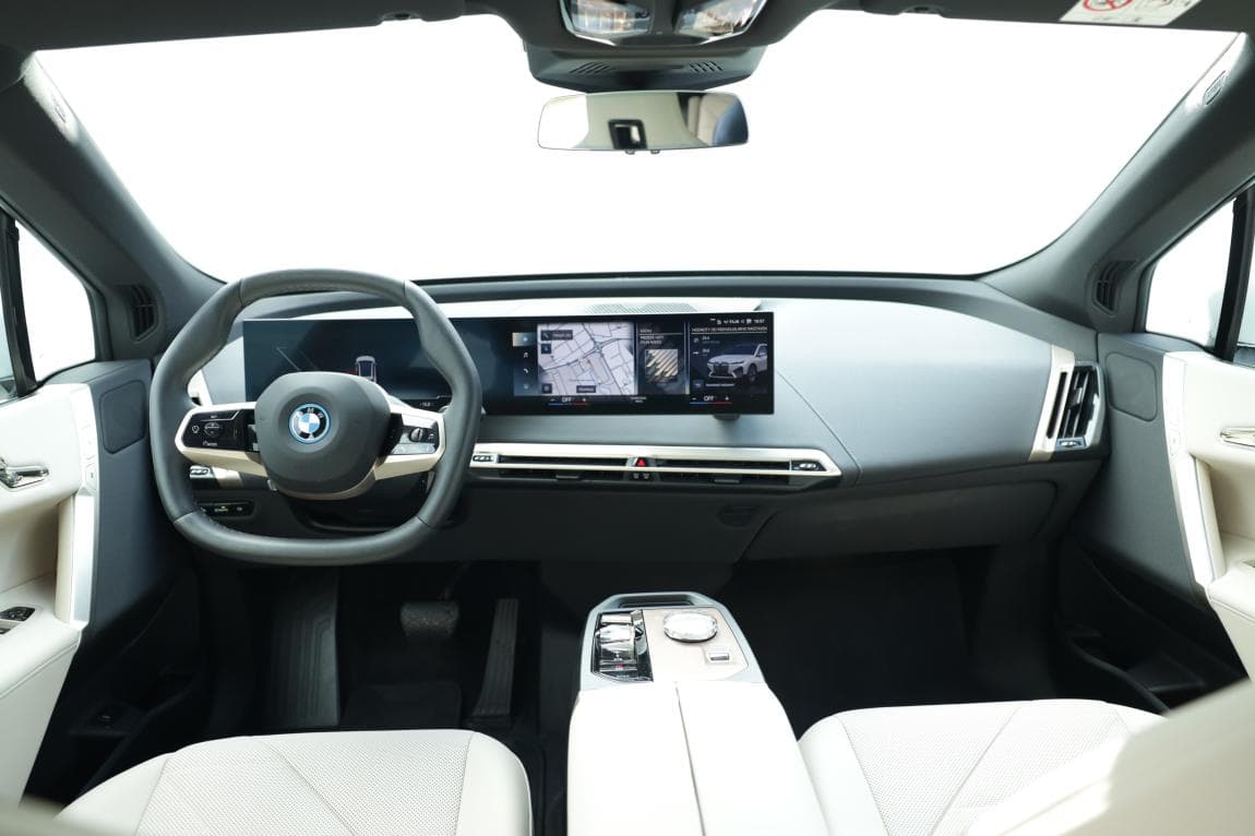 2023 BMW Ix - 8