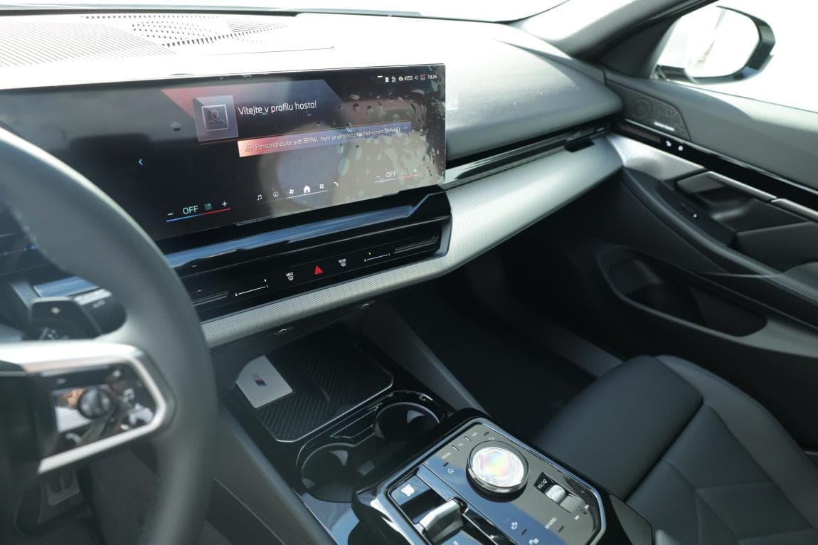 2024 BMW 5-Series - 4