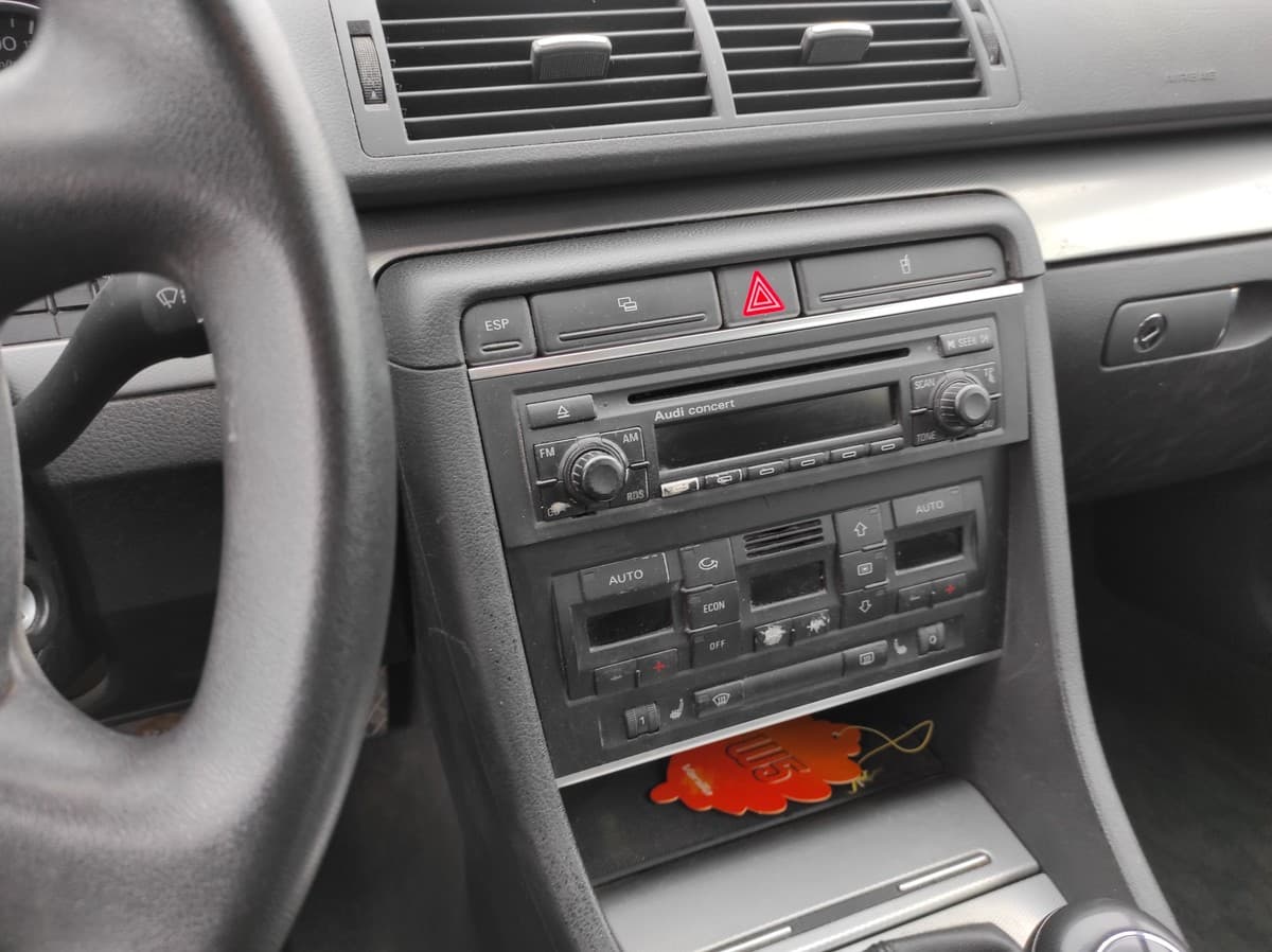 2001 Audi A4 - 12