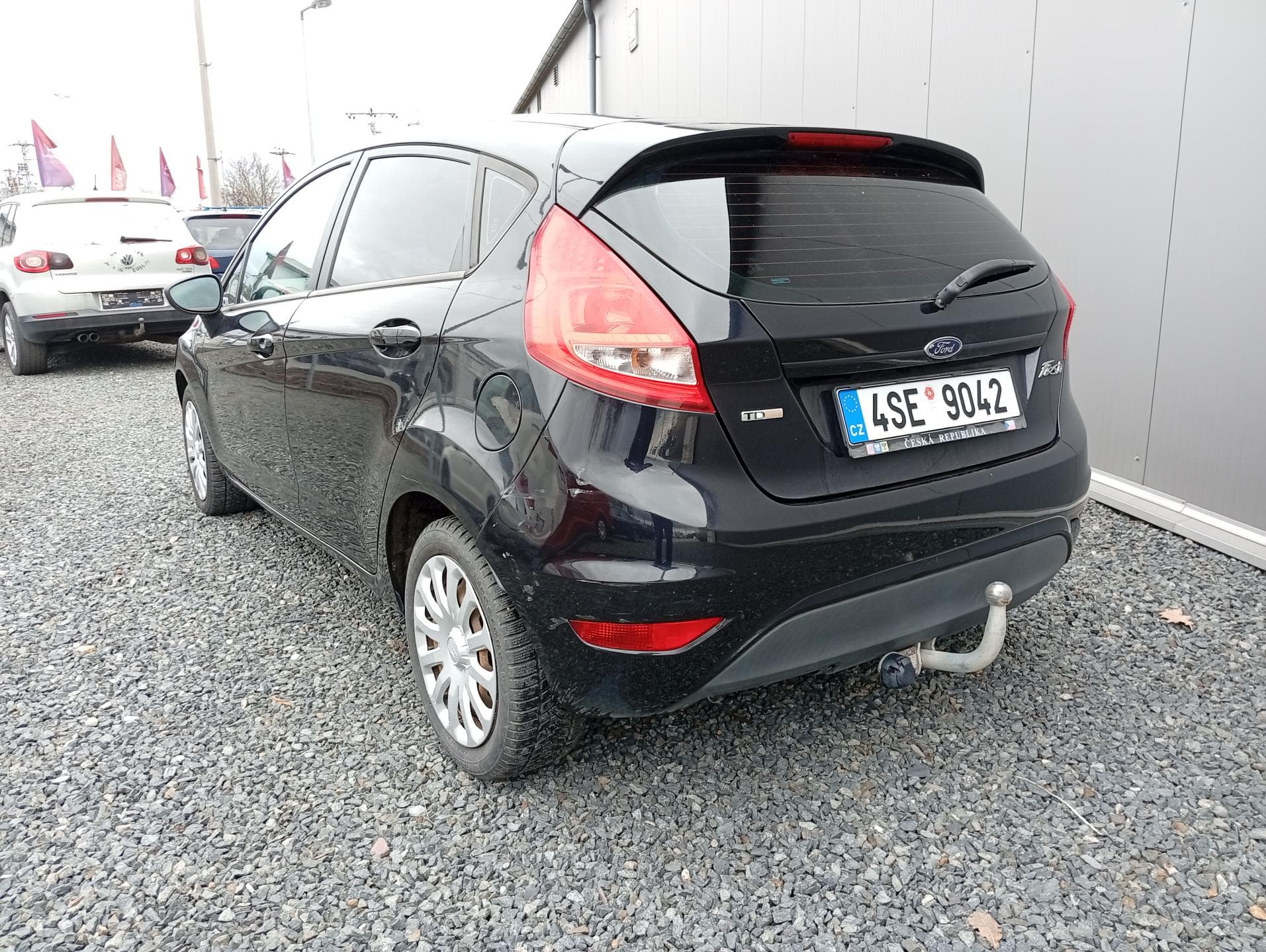 2009 Ford Fiesta - 4