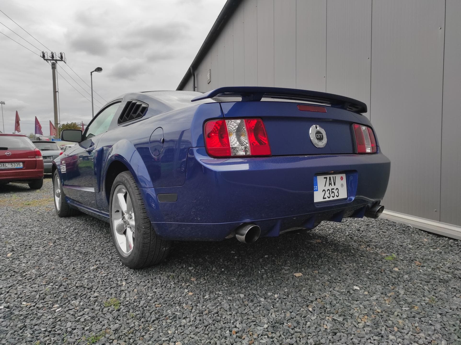 2009 Ford MUSTANG - 4