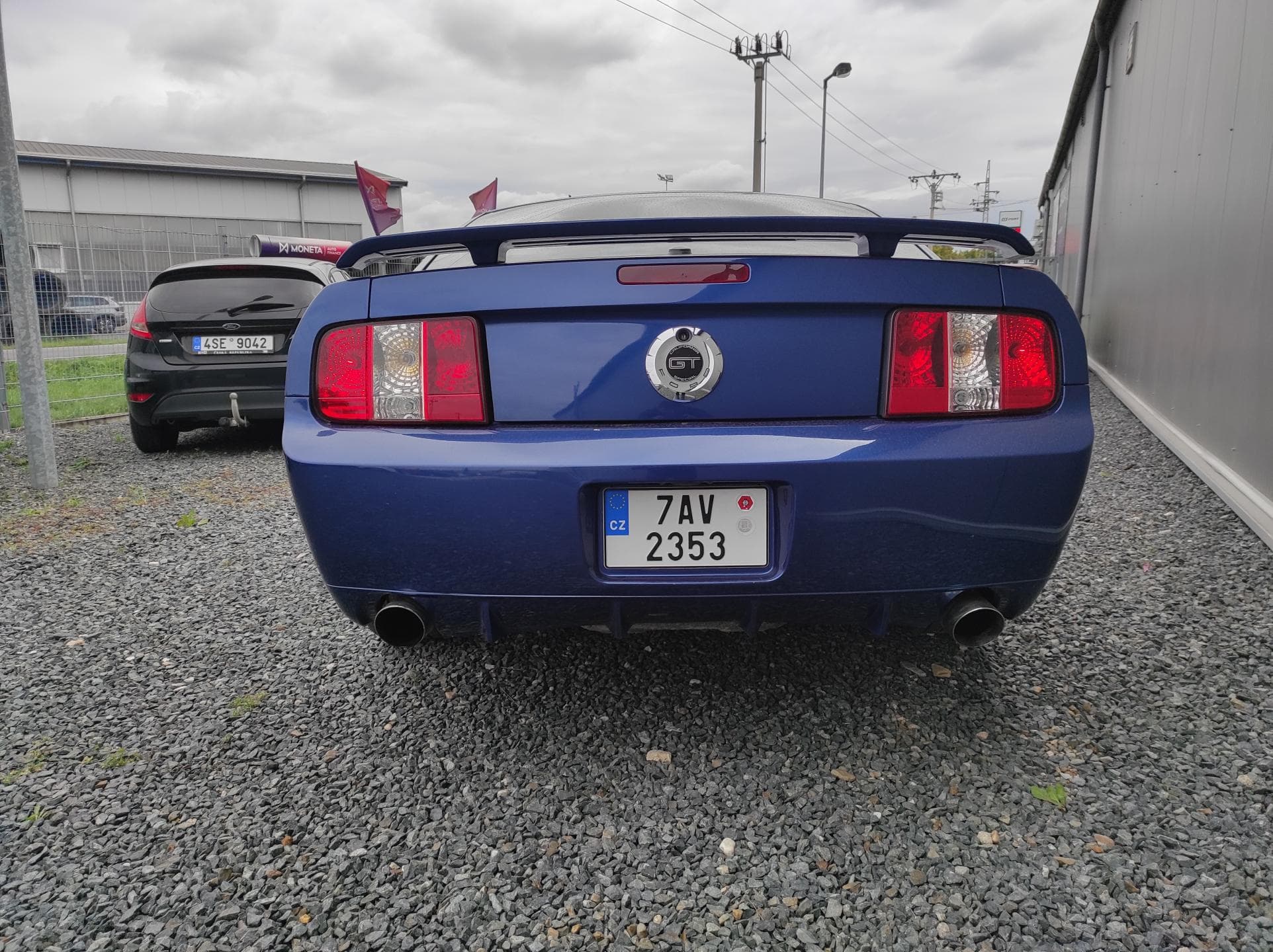 2009 Ford MUSTANG - 5