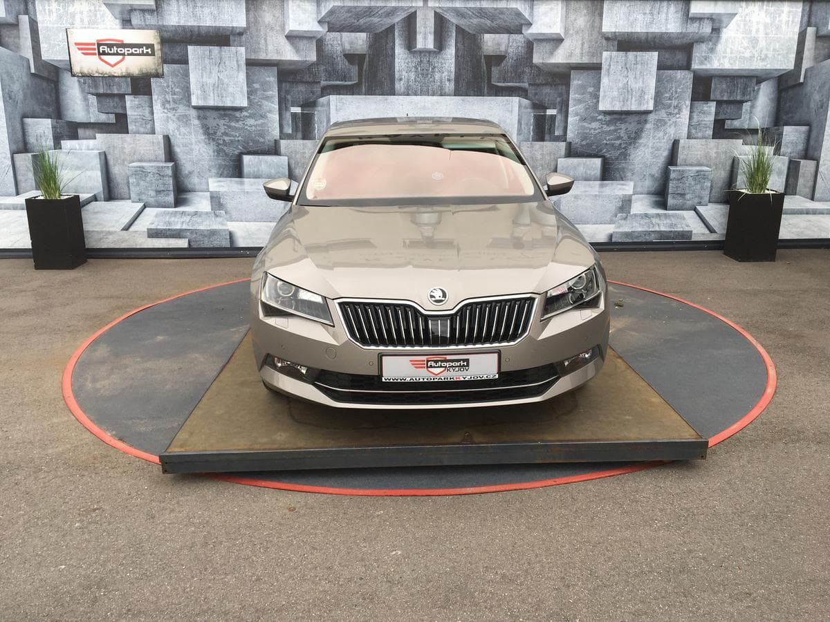 Škoda Superb - 3