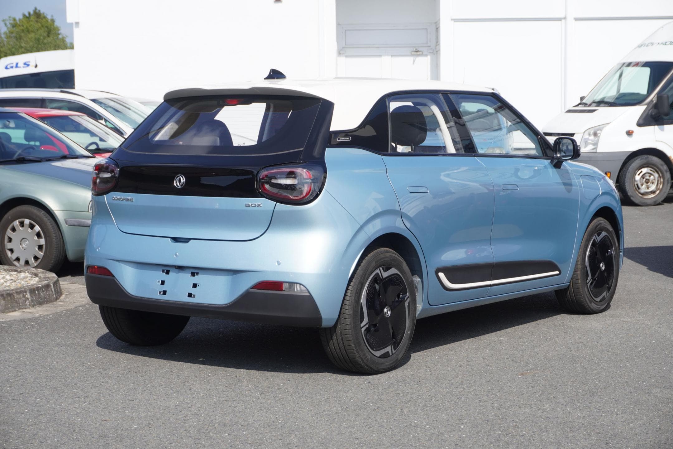Dongfeng BOX - 3