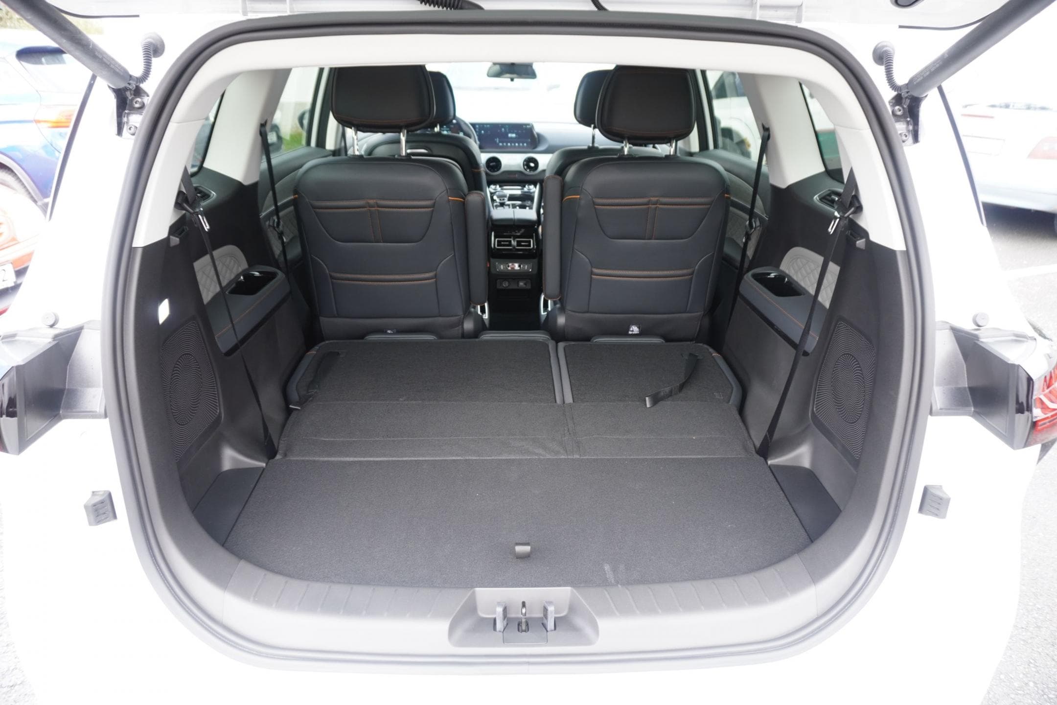 Dongfeng U-TOUR - 10