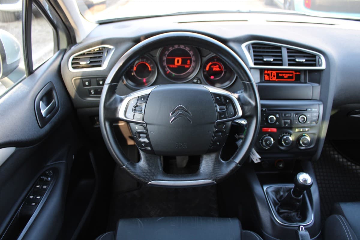 2012 Citroen C4 - 10
