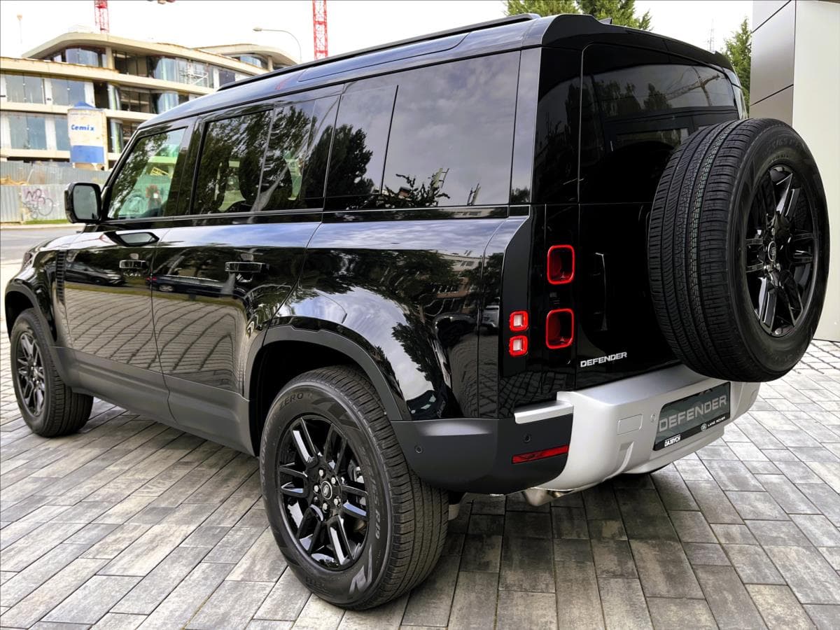 Land Rover DEFENDER - 4