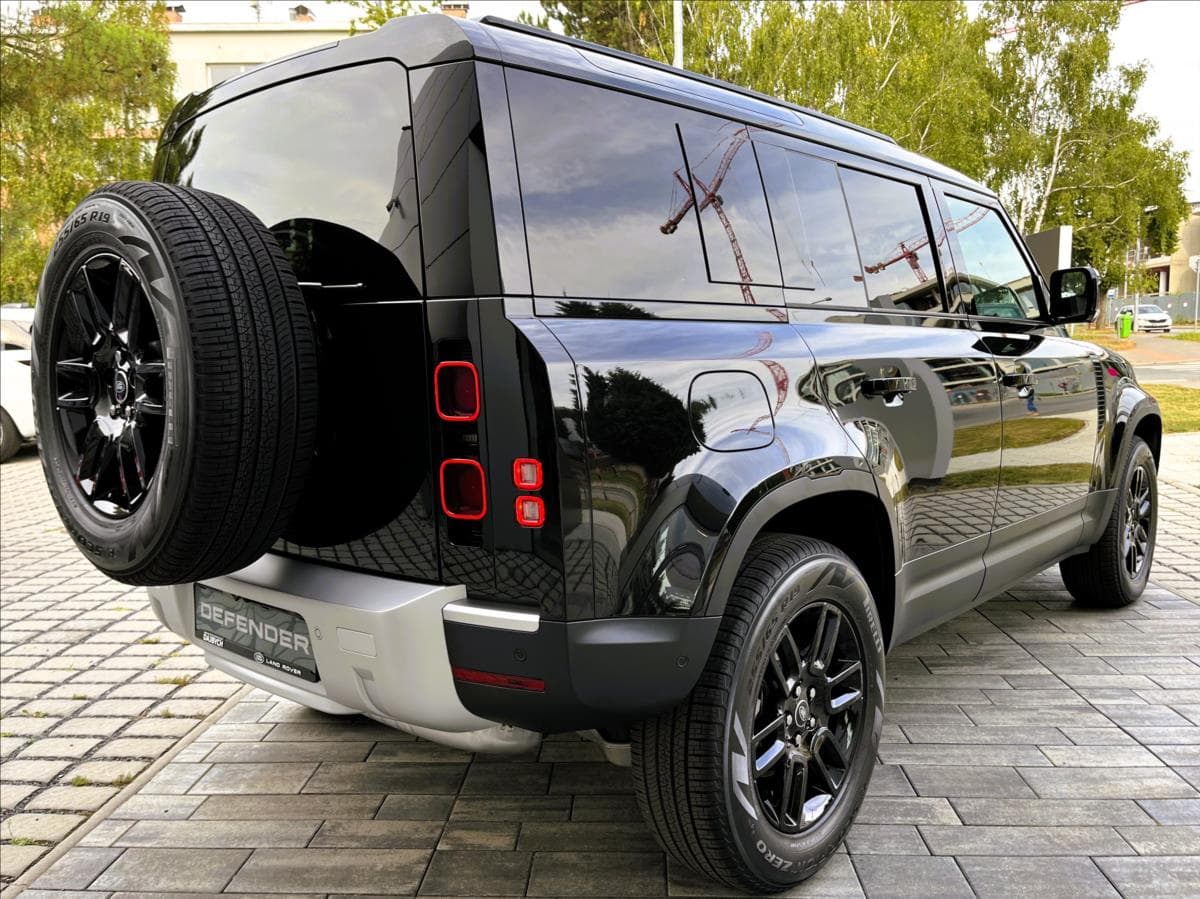 Land Rover DEFENDER - 8
