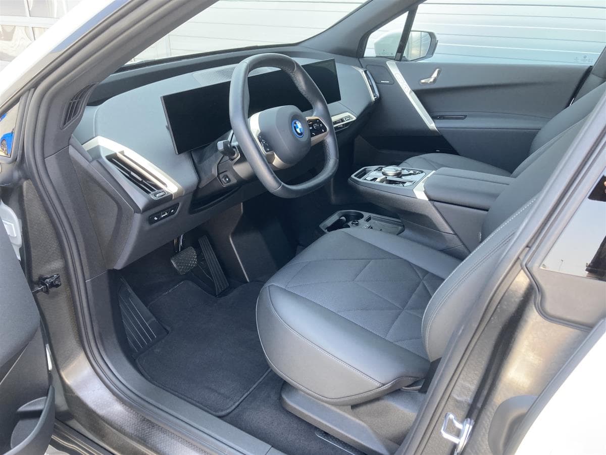 2022 BMW Ix - 5
