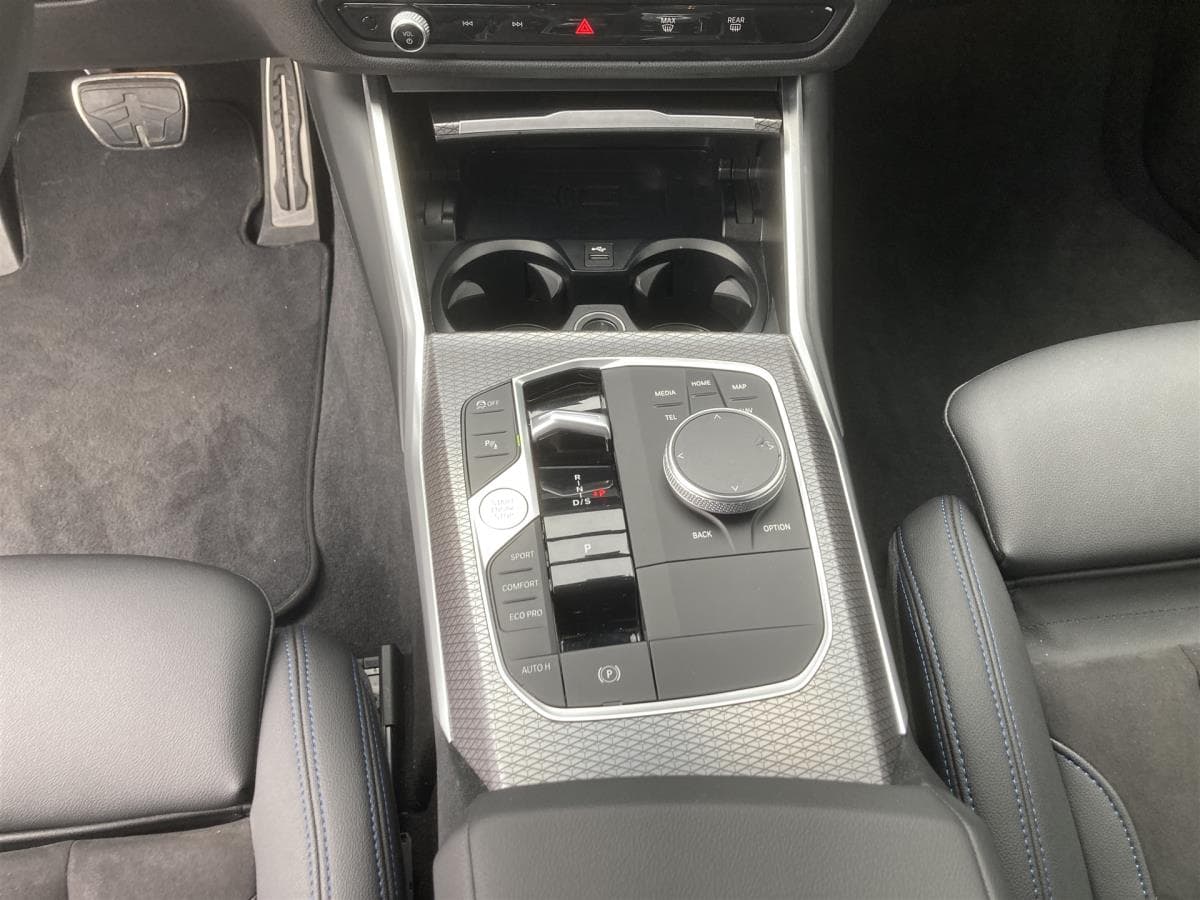 2023 BMW 3-Series - 12