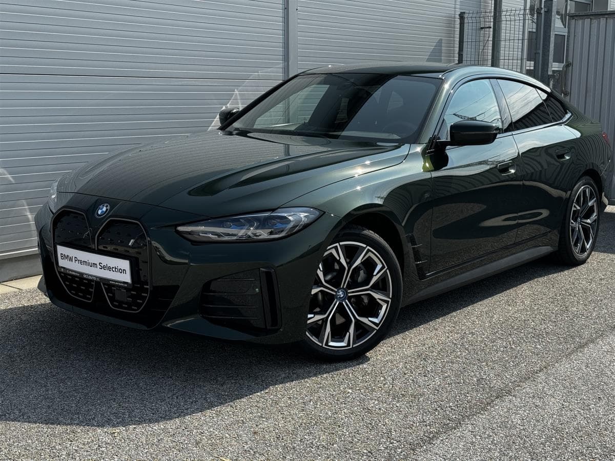 2024 BMW i4