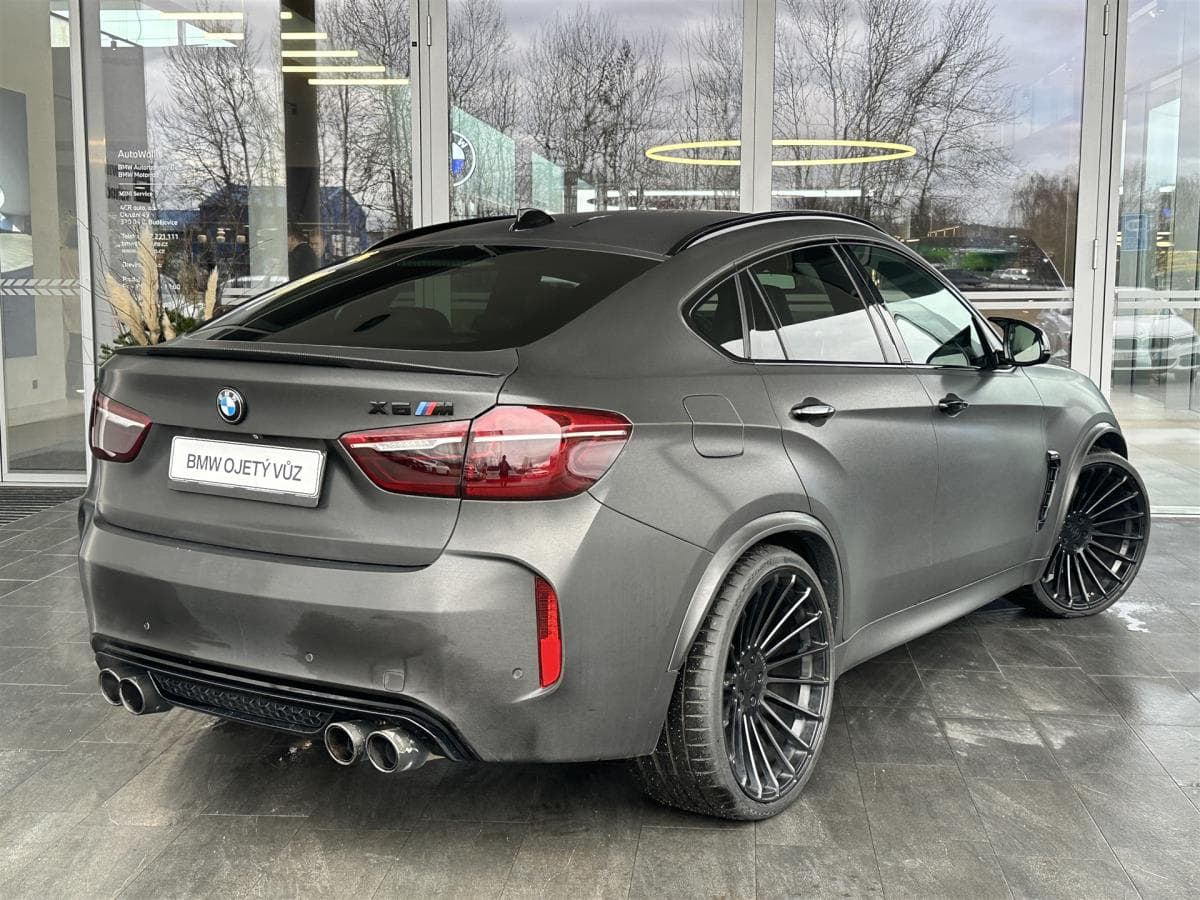 2015 BMW X6 - 2