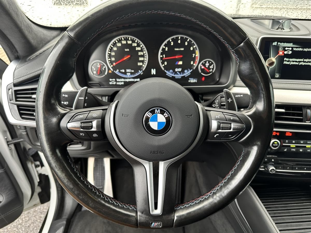2015 BMW X6 - 8